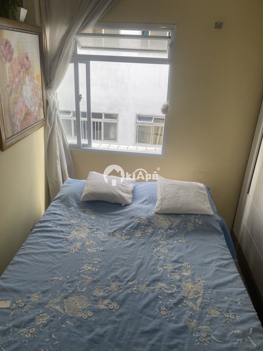 Apartamento à Venda Tipo Sala Living no Gonzaguinha, 1 Quadra da Praia | Em Frente ao Shopping Brisamar | São Vicente-SP