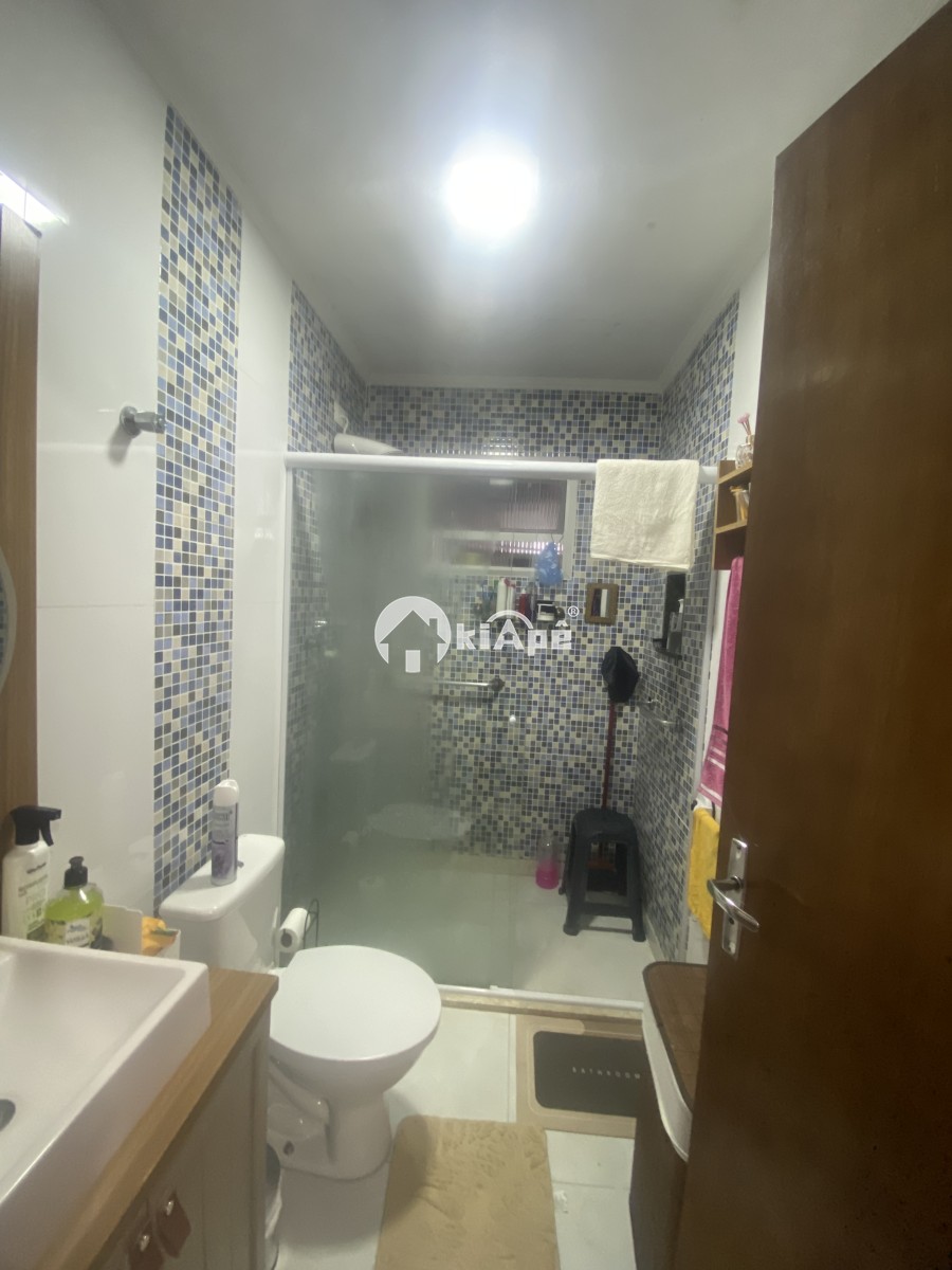 APARTAMENTO À VENDA –  REFORMADO, GARAGEM, 1 DORMITÓRIO - CENTRO DE SÃO VICENTE-SP