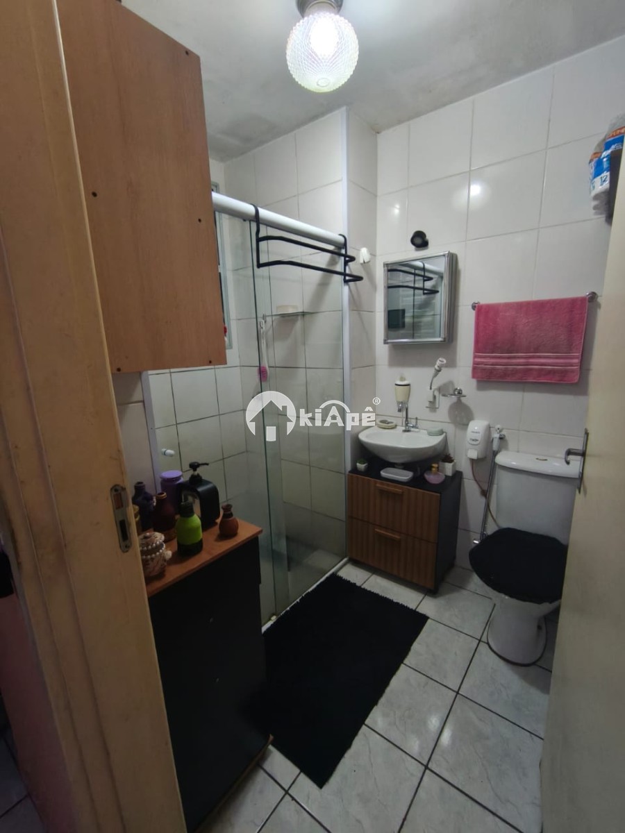 Apartamento à Venda com 2 Quartos e Garagem no Bairro Tancredo Neves, São Vicente-SP