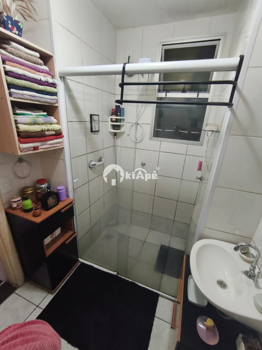 Apartamento à Venda com 2 Quartos e Garagem no Bairro Tancredo Neves, São Vicente-SP