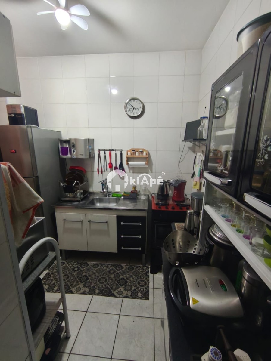 Apartamento à Venda com 2 Quartos e Garagem no Bairro Tancredo Neves, São Vicente-SP