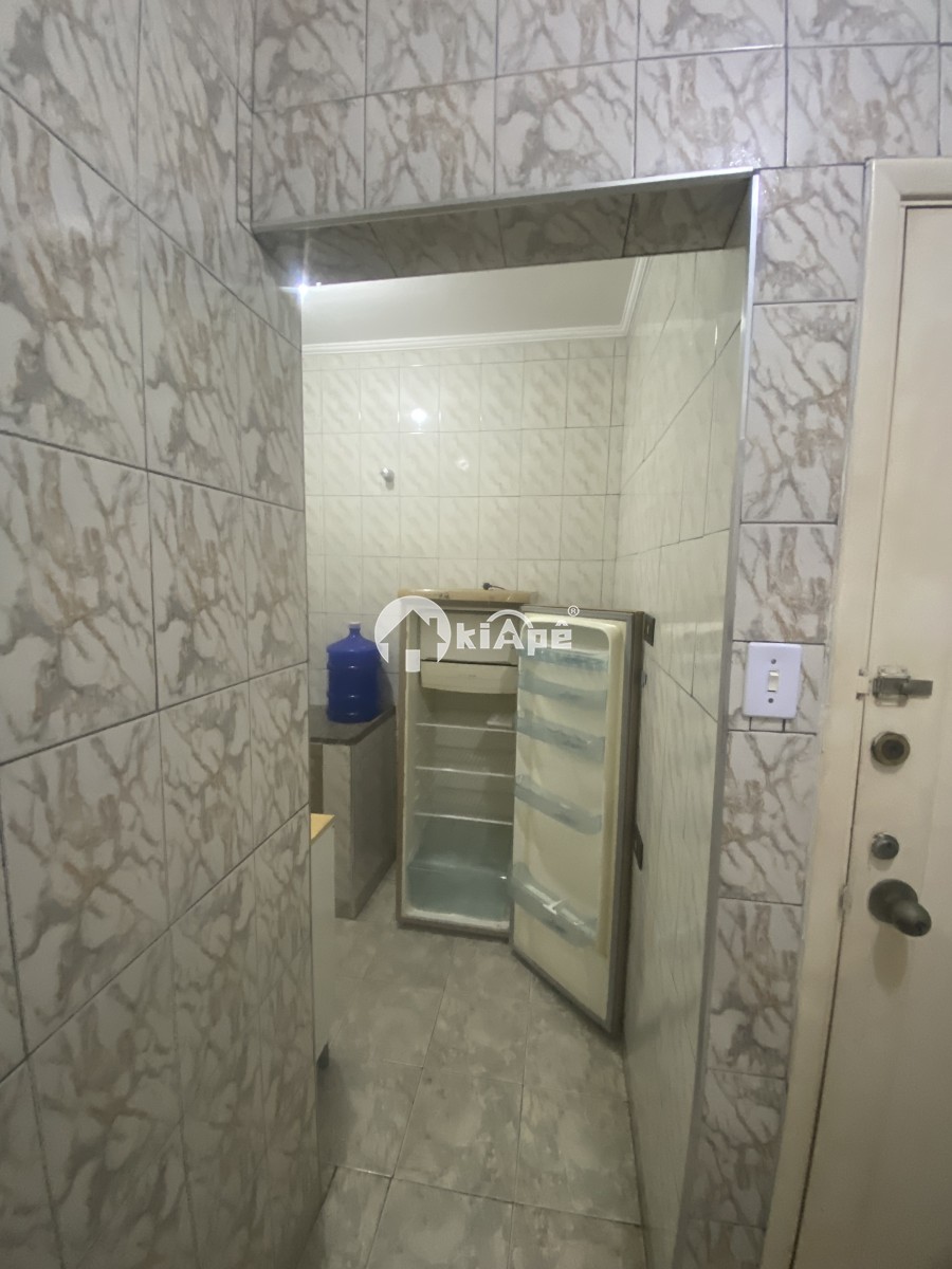 Apartamento Estilo Sala Living à Venda, em Prédio de Frente Para o Mar, com Vista Lateral - Gonzaguinha São Vicente-SP