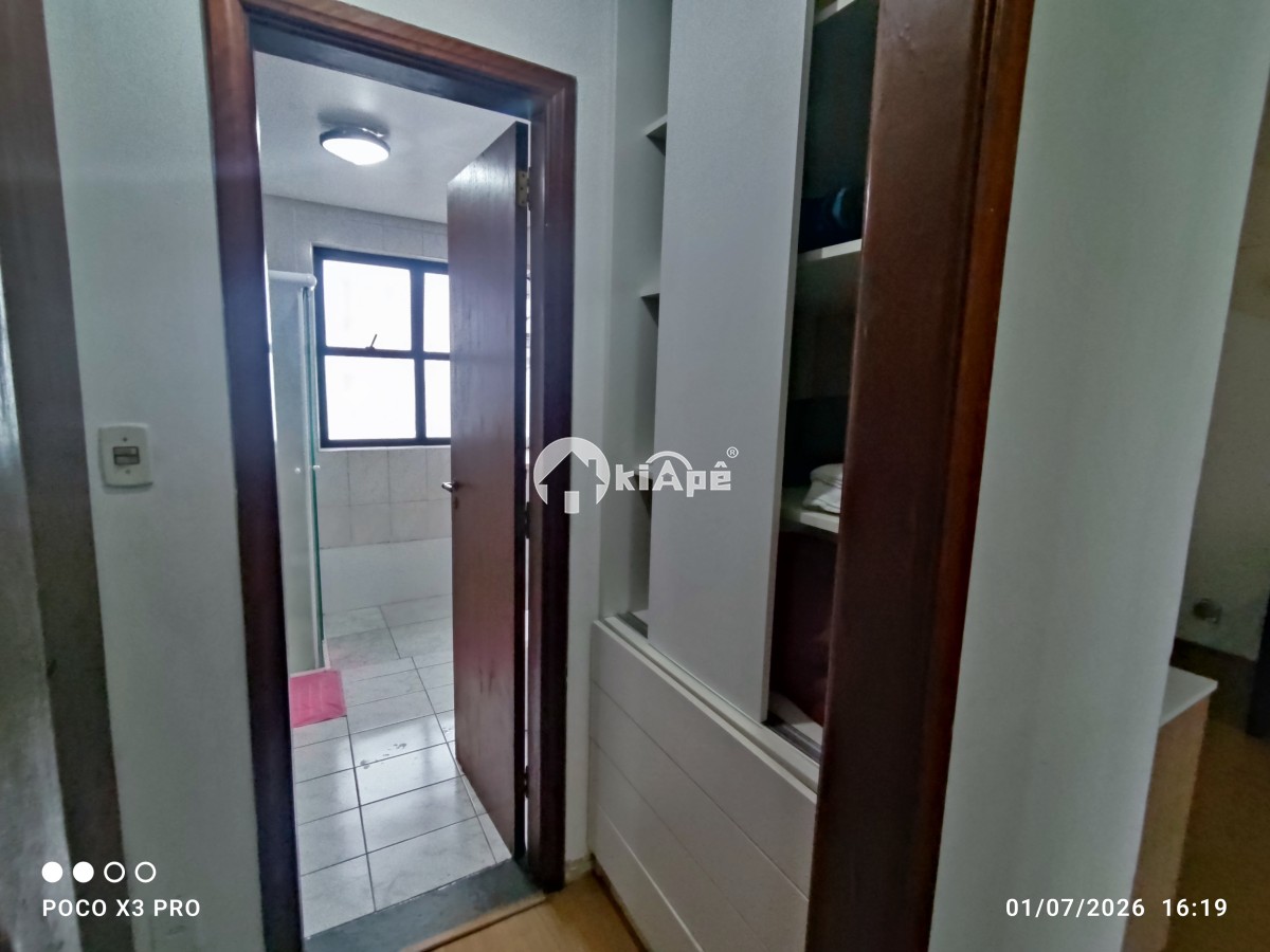 Flat a venda centro de São Vicente 1 Dorm garagem com manobrista