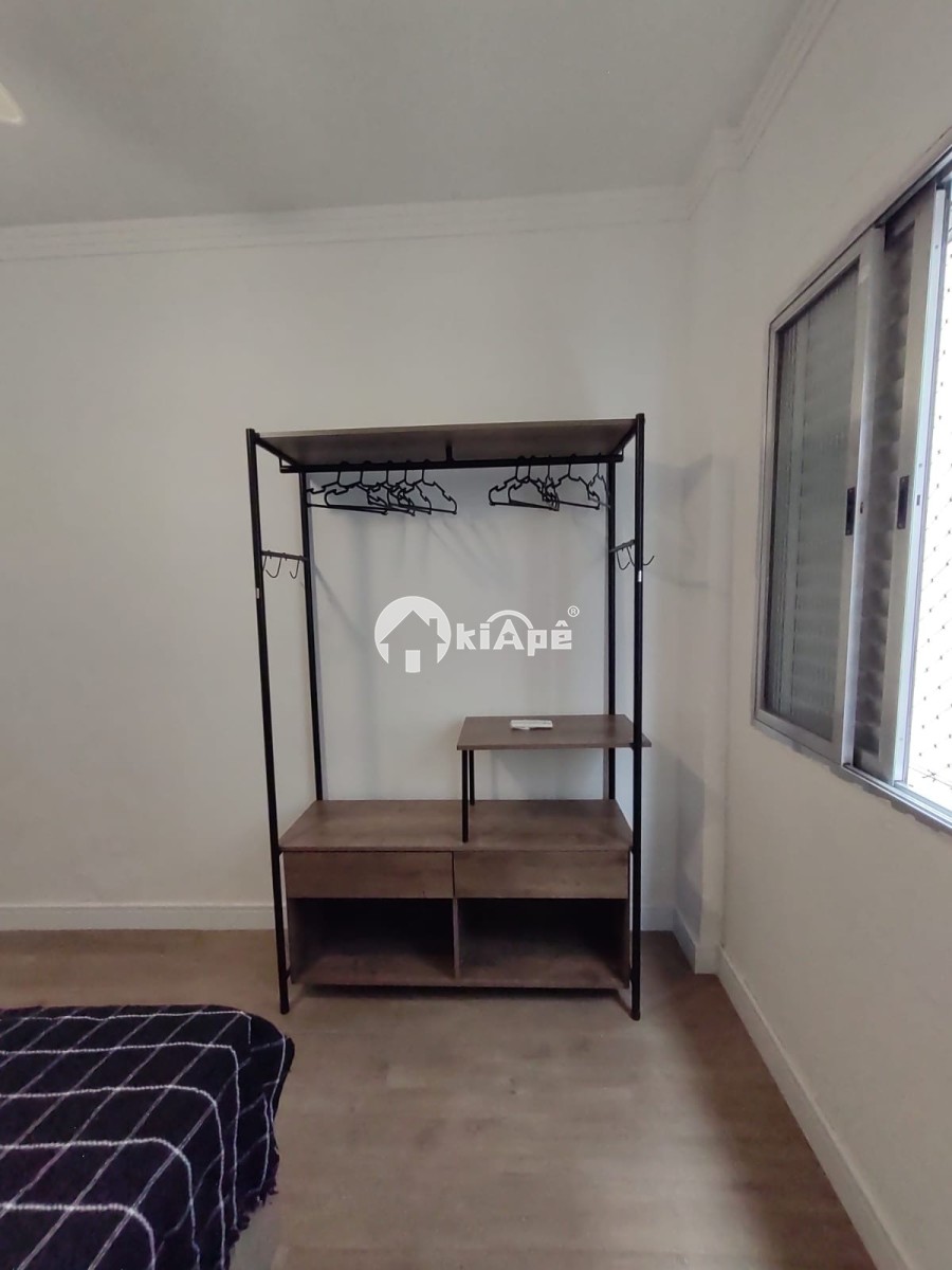 Apartamento à Venda, Tipo Sala Living Mobiliado, com Garagem, em Frente ao Shopping Brisamar