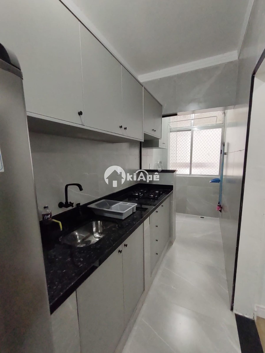 Apartamento à Venda, Tipo Sala Living Mobiliado, com Garagem, em Frente ao Shopping Brisamar