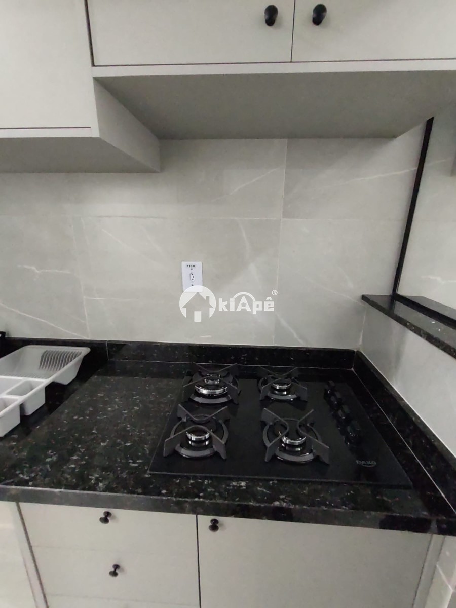Apartamento à Venda, Tipo Sala Living Mobiliado, com Garagem, em Frente ao Shopping Brisamar