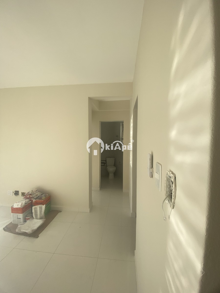 Apartamento 100% Reformado à Venda no Gonzaguinha – São Vicente-SP | Vista Lateral para o Mar