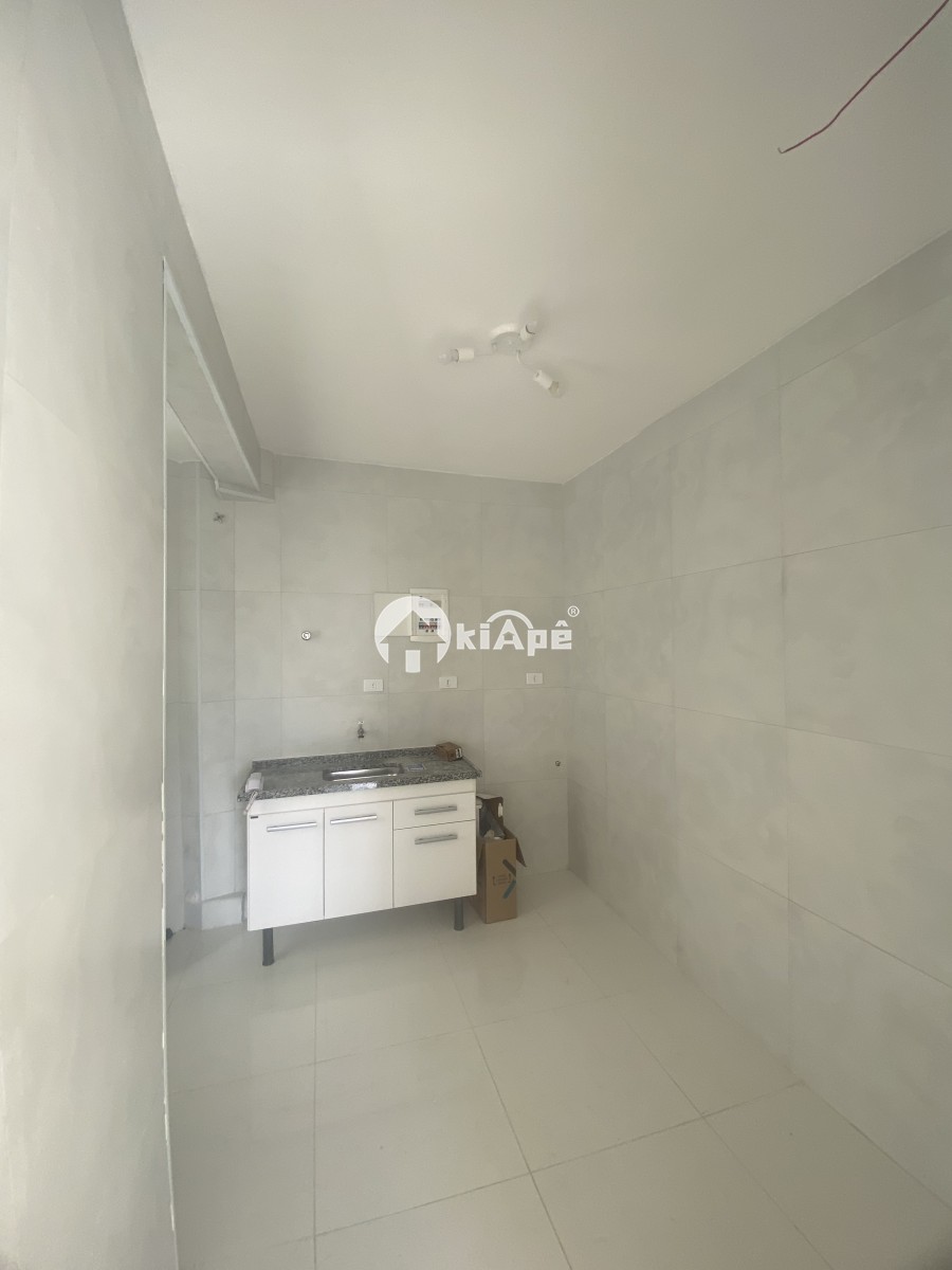 Apartamento 100% Reformado à Venda no Gonzaguinha – São Vicente-SP | Vista Lateral para o Mar