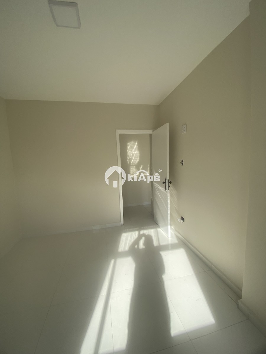 Apartamento 100% Reformado à Venda no Gonzaguinha – São Vicente-SP | Vista Lateral para o Mar