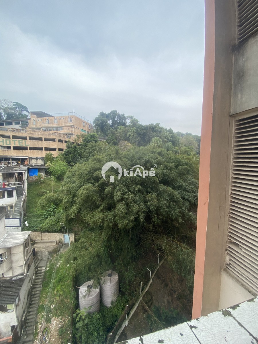Apartamento à Venda no Centro de São Vicente | Praça da Biquinha | Próximo à Praia do Gonzaguinha
