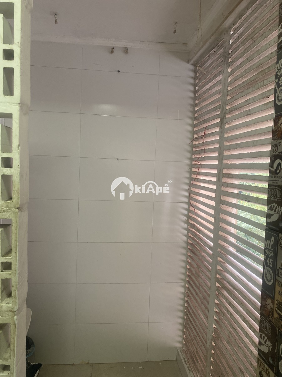 Apartamento à Venda no Centro de São Vicente | REFORMADO | R$ 160 Mil