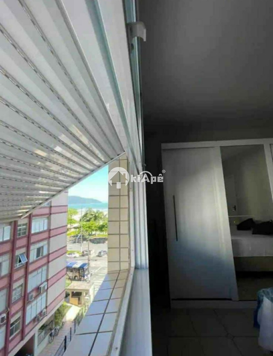 Apartamento à Venda com 2 Quartos,  Garagem, Prédio de Frente Para o Mar - Gonzaga , Santos-SP