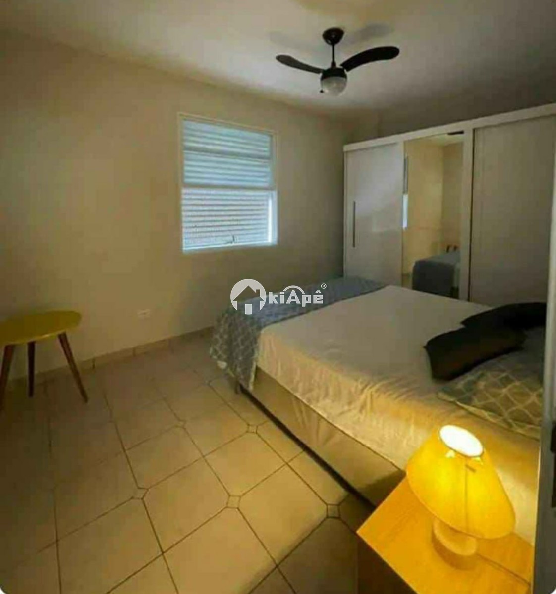 Apartamento à Venda com 2 Quartos,  Garagem, Prédio de Frente Para o Mar - Gonzaga , Santos-SP